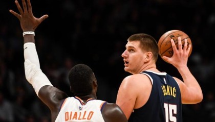 开云-细化排名中锋篇：约基奇低位称王 戈贝尔护框最佳