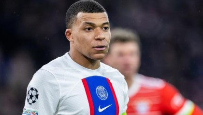 kaiyun-法媒：巴黎不愿主动兜售姆巴佩 皇马纠结签约时机